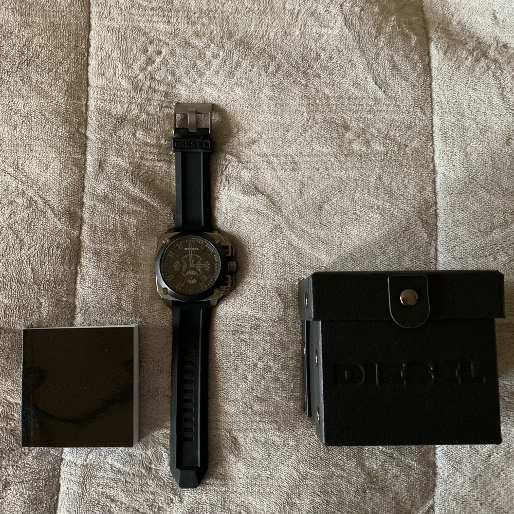 Diesel DZ7356 watch - Picture 2 of 4